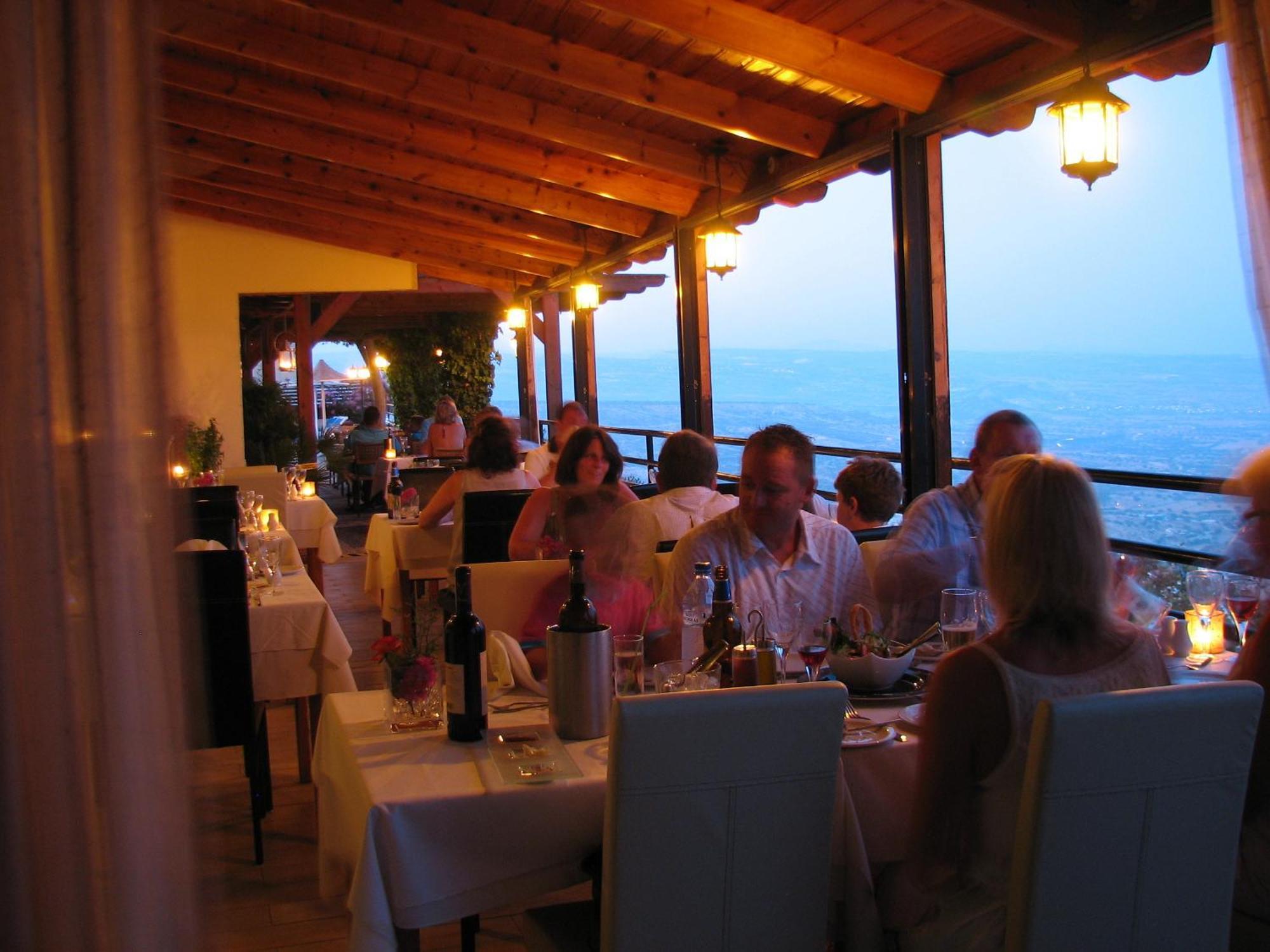 Hill View Hotel Apartments Pissouri Dış mekan fotoğraf