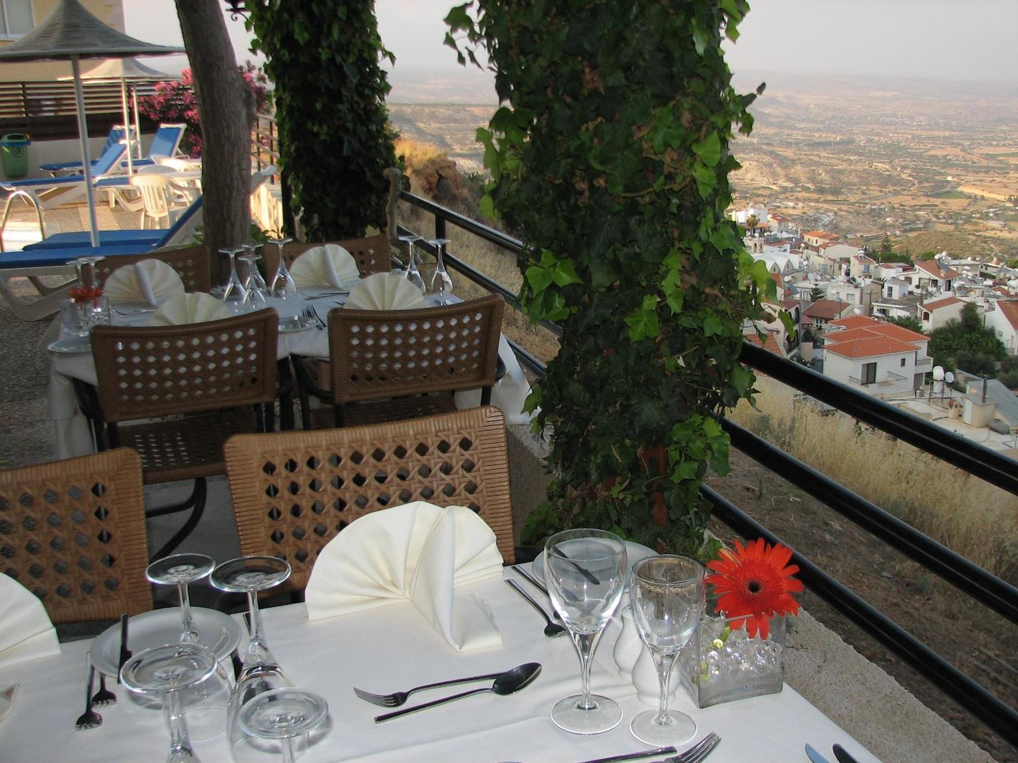 Hill View Hotel Apartments Pissouri Dış mekan fotoğraf