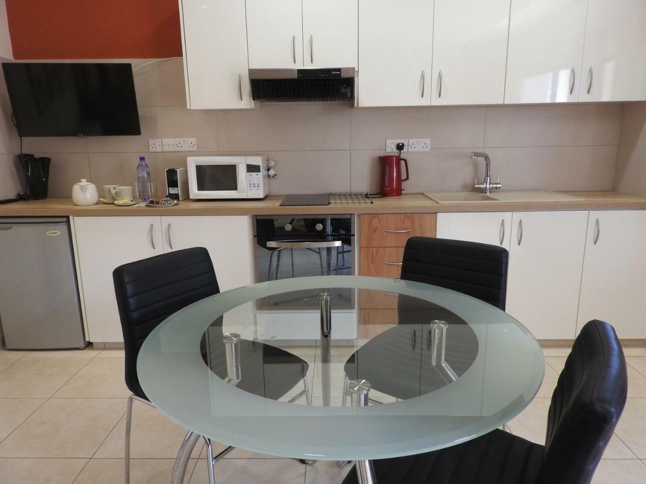Hill View Hotel Apartments Pissouri Dış mekan fotoğraf